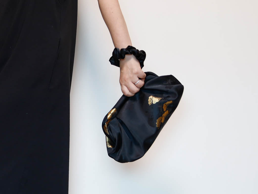 <B10P> DIM SUM CLUTCH BAG  BLACK WITH GOLD PINE TREE