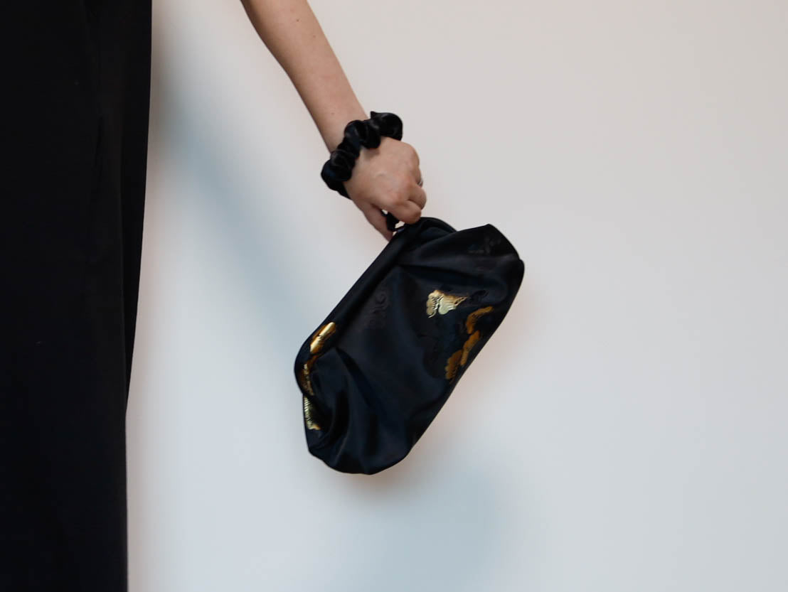 <B10P> DIM SUM CLUTCH BAG  BLACK WITH GOLD PINE TREE