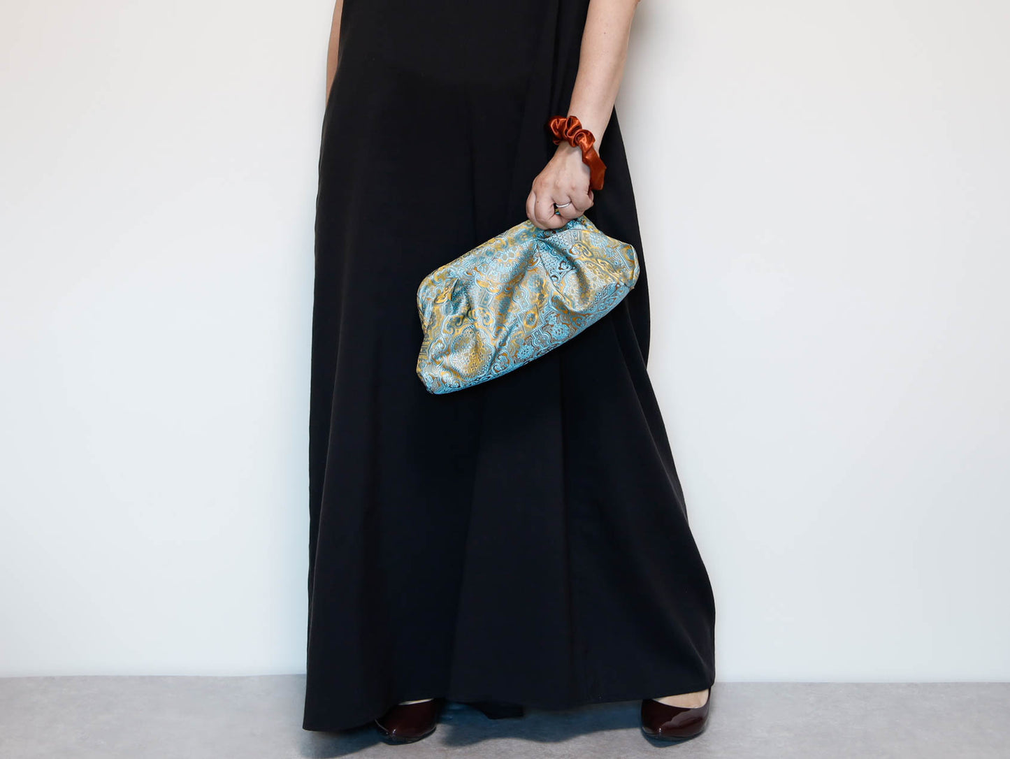 <B10GC> DIM SUM CLUTCH BAG  GOLD + CYAN