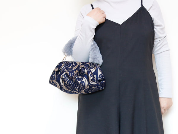 <B10CG> COVENT GAEDEN GRAY CLUTCH BAG