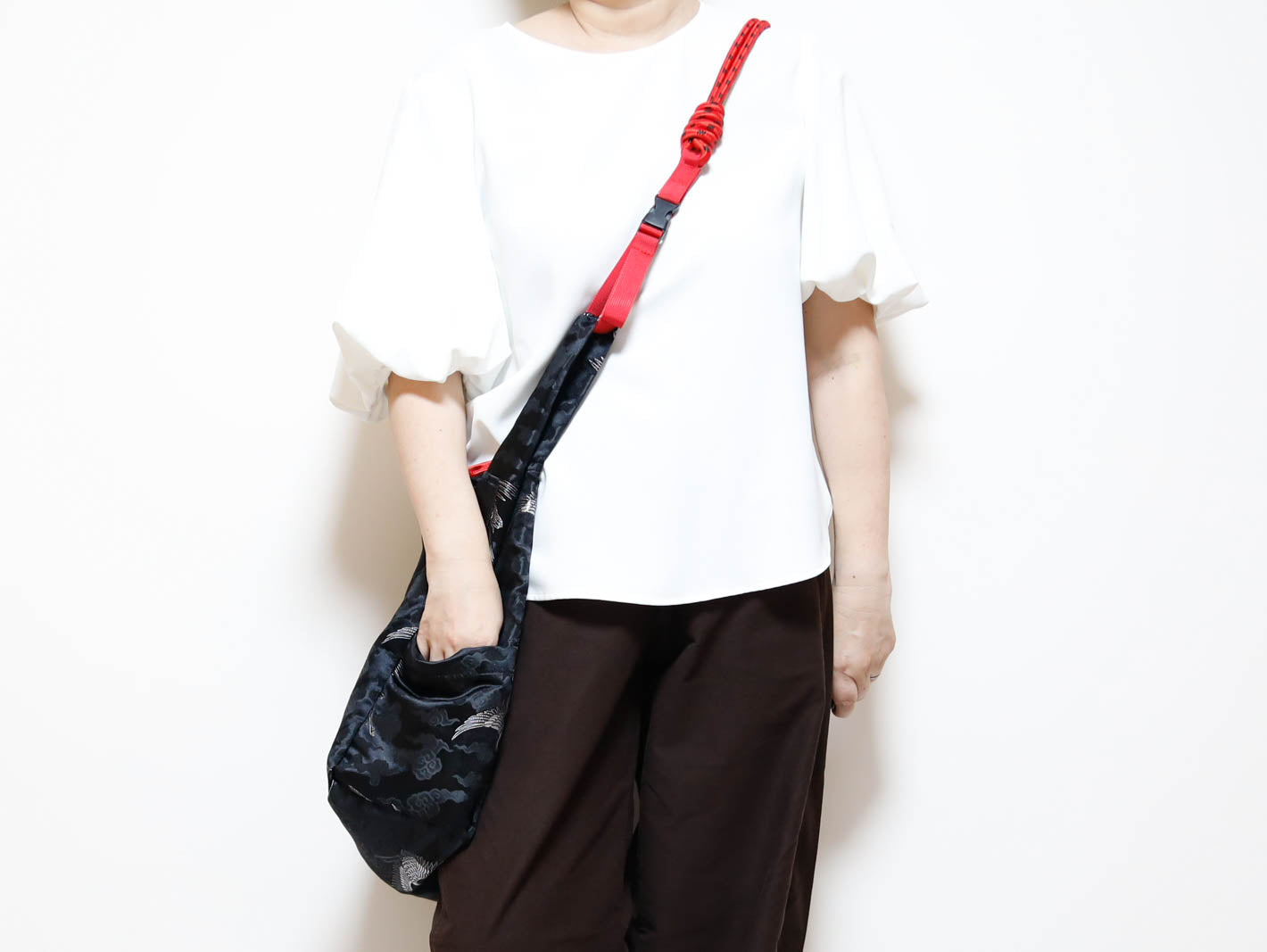 REGISTAR｜Black Crane & Cloud Marché Bag
