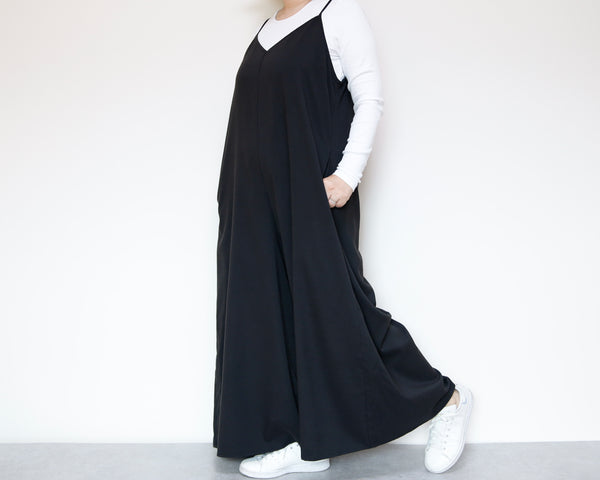 <D29NR>  BLACK OVERALLS / SALOPETTE