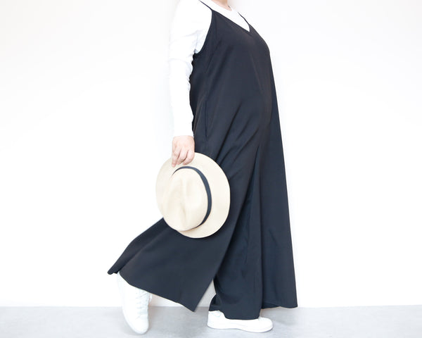 <D29NR>  BLACK OVERALLS / SALOPETTE