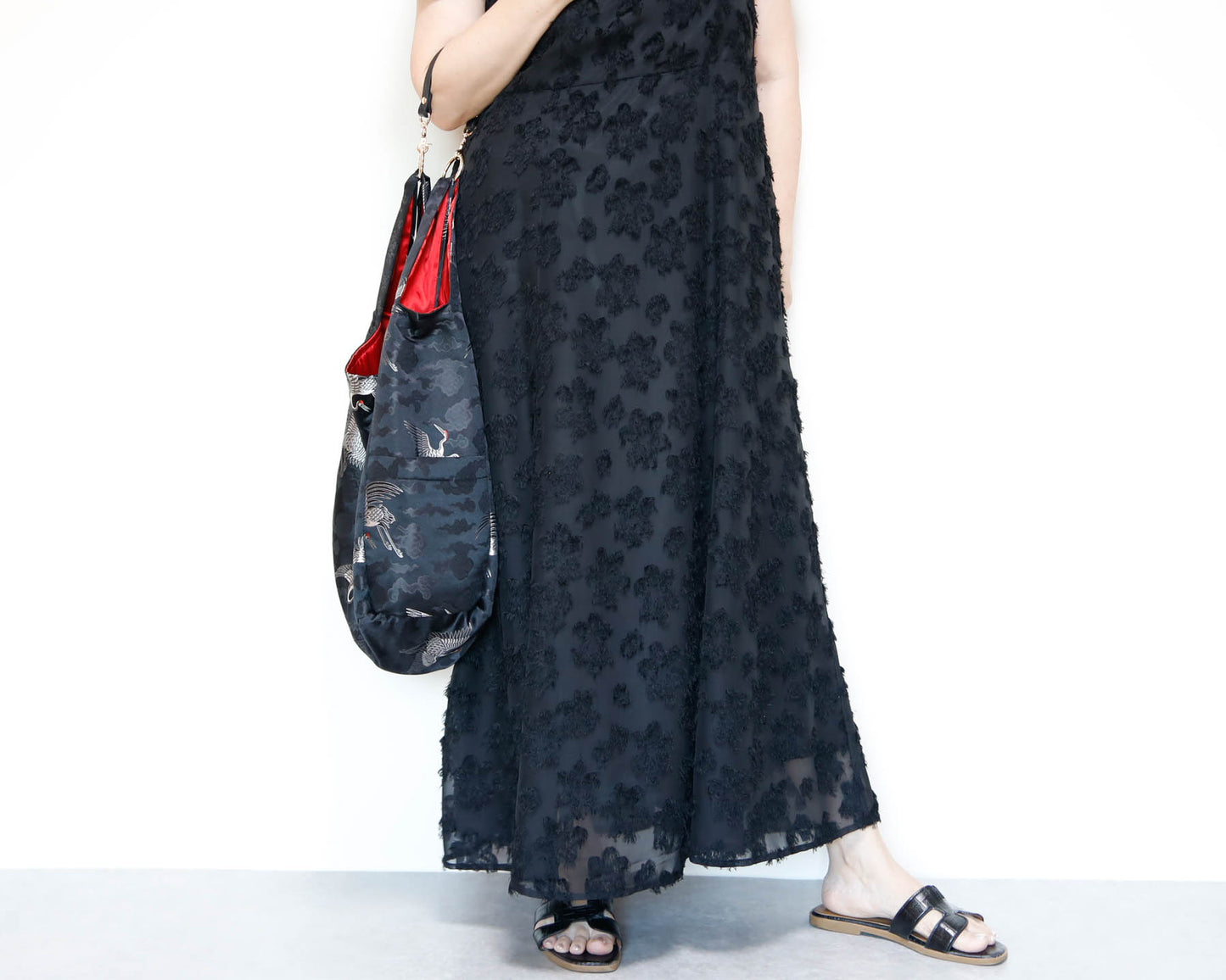 REGISTAR｜Black Crane & Cloud Marché Bag