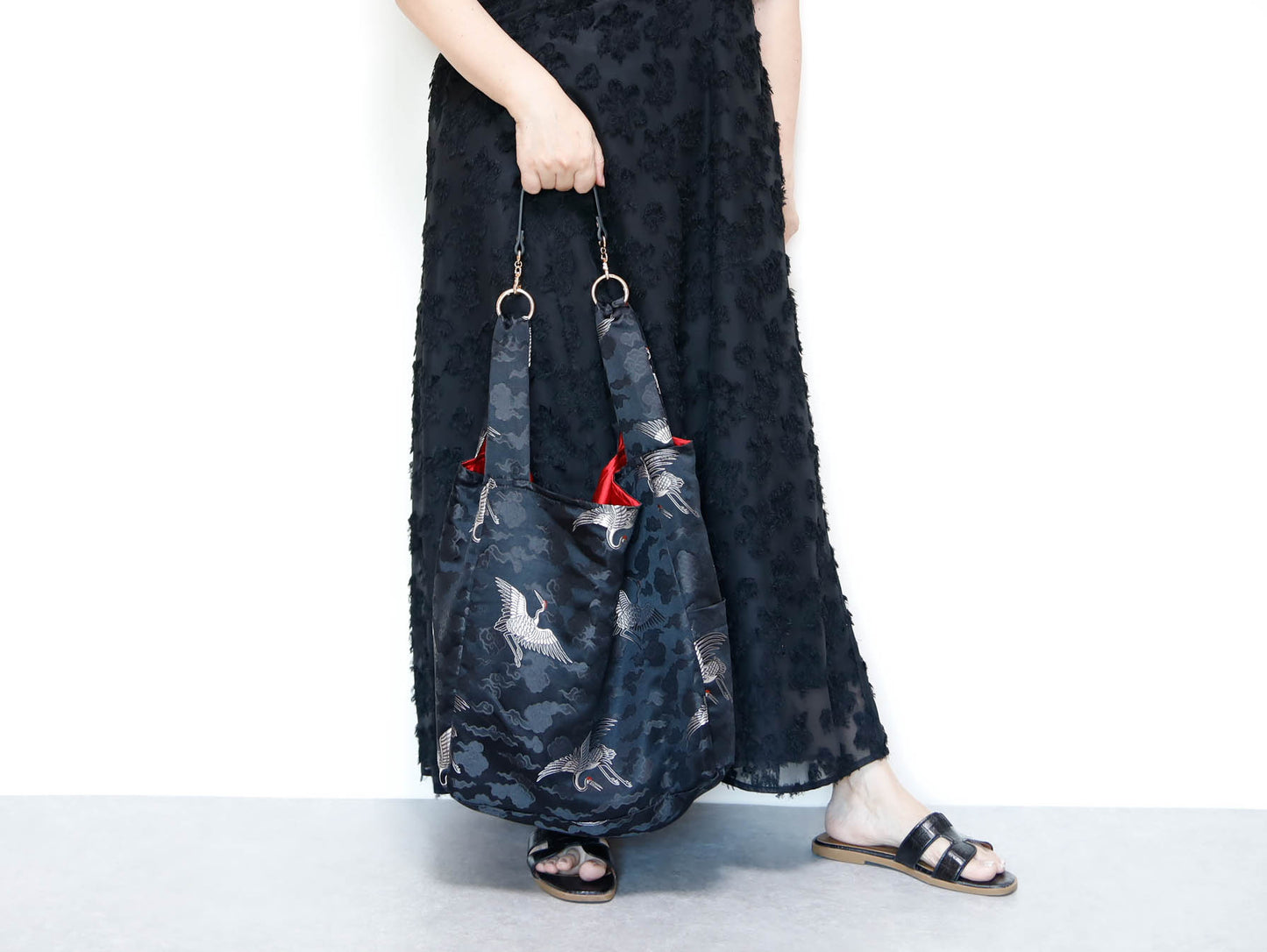 REGISTAR｜Black Crane & Cloud Marché Bag