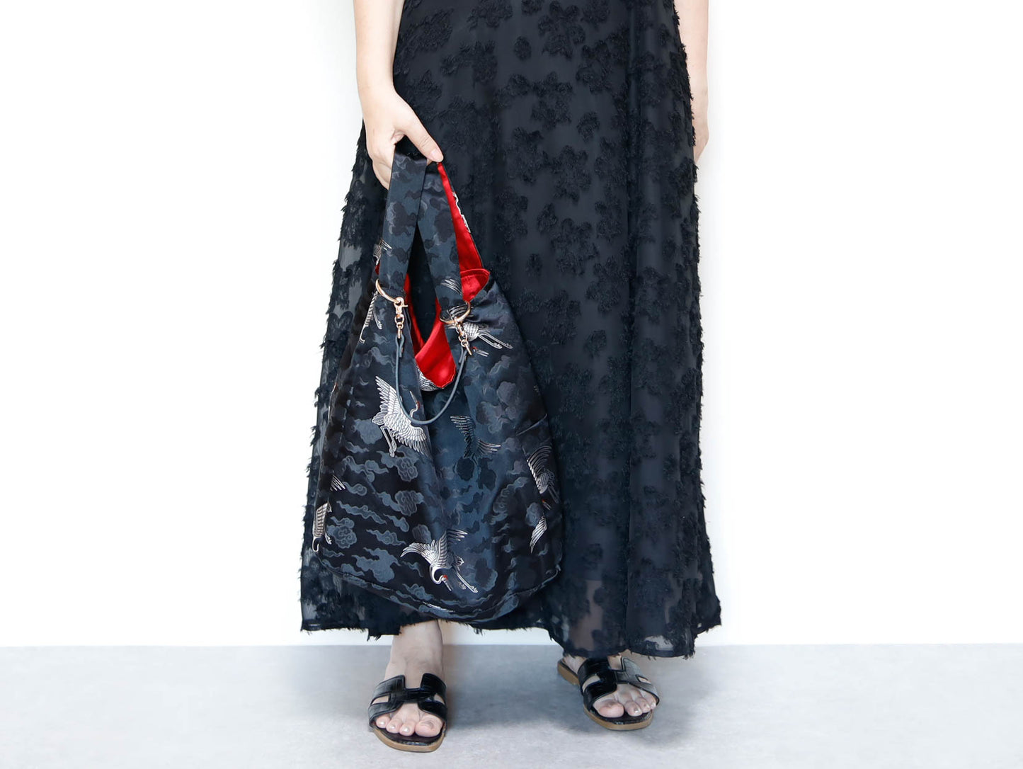 REGISTAR｜Black Crane & Cloud Marché Bag