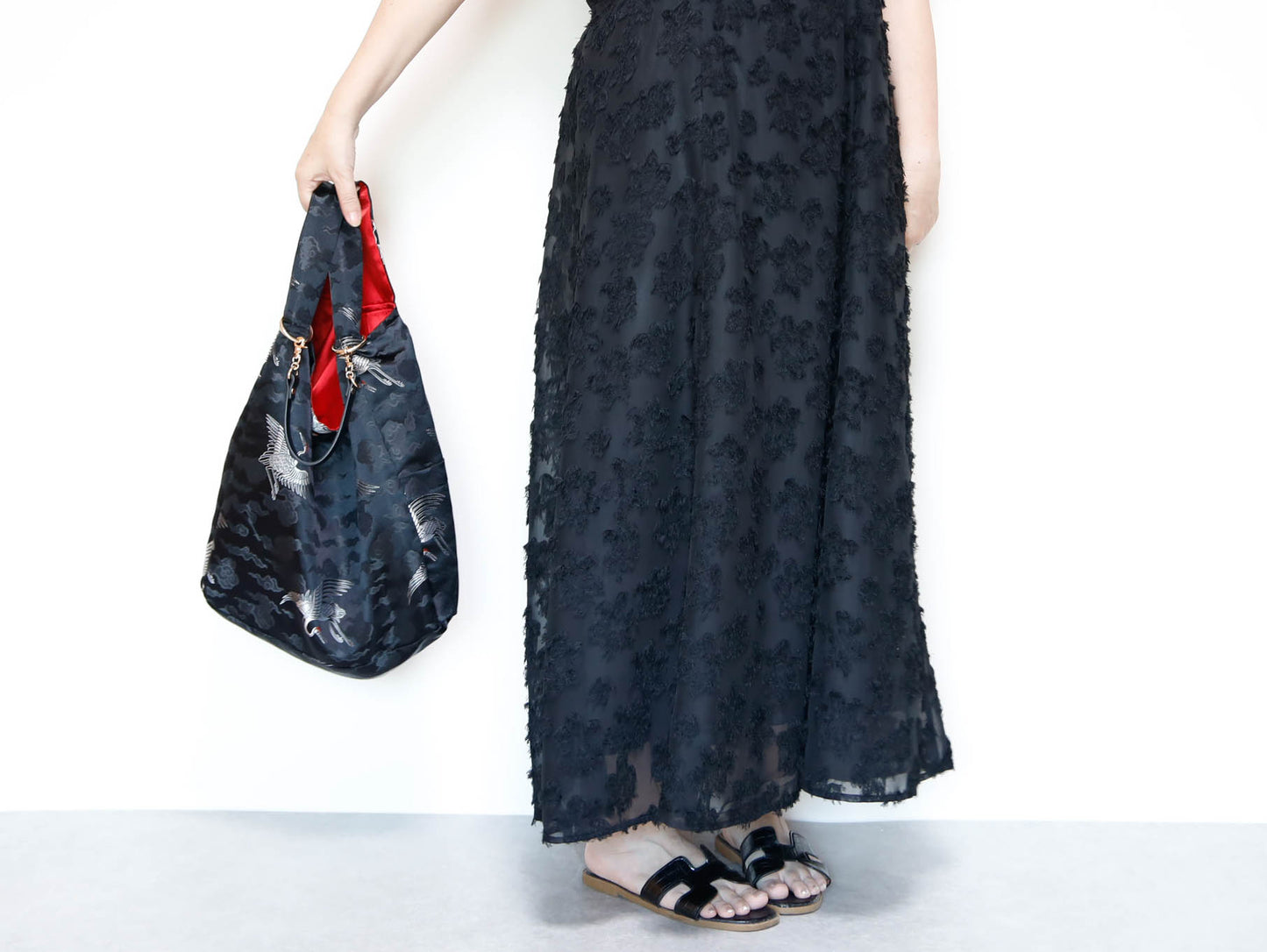REGISTAR｜Black Crane & Cloud Marché Bag