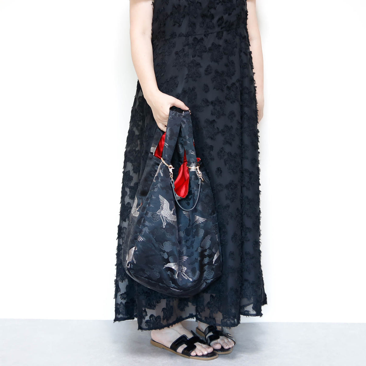 REGISTAR｜Black Crane & Cloud Marché Bag