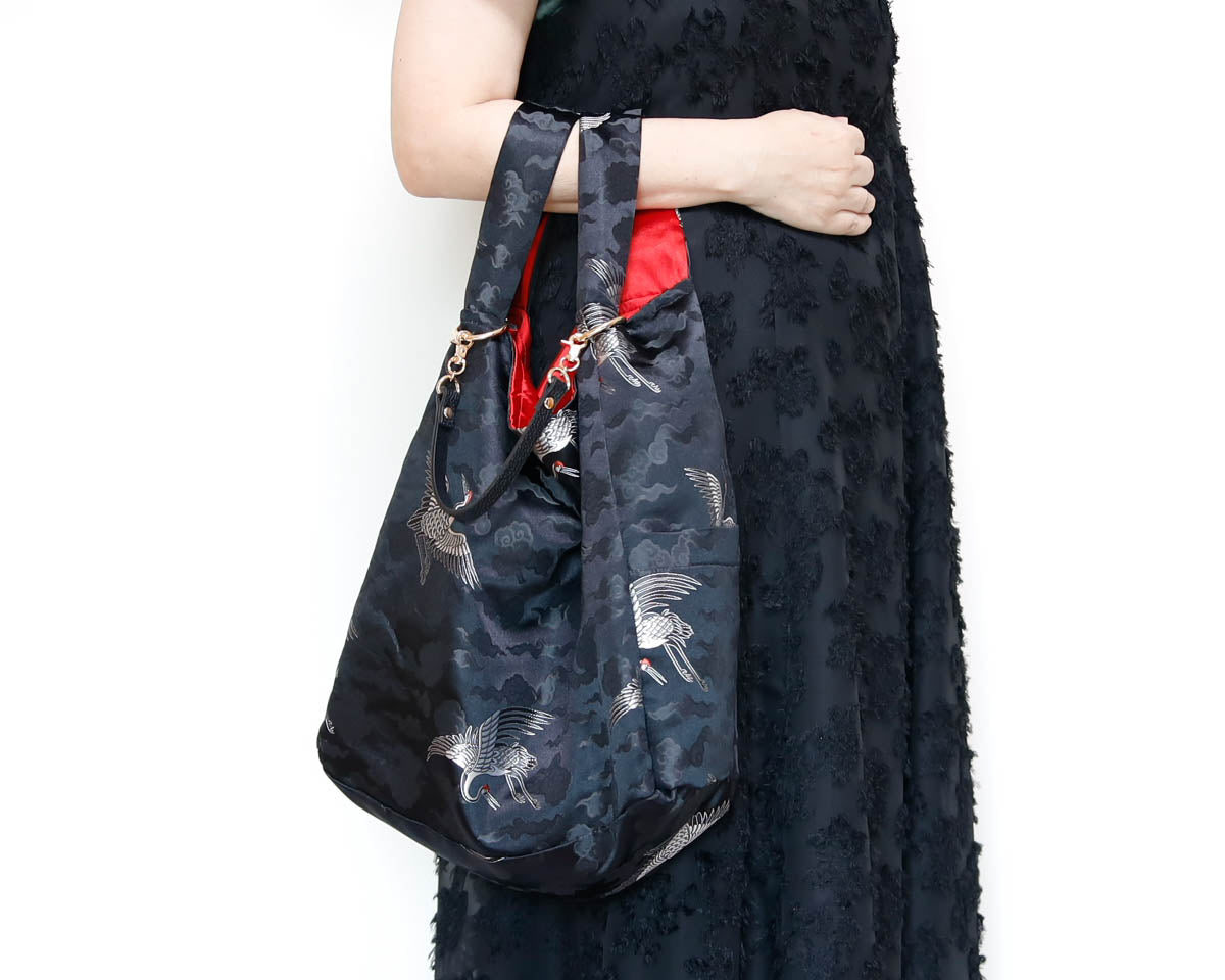 REGISTAR｜Black Crane & Cloud Marché Bag