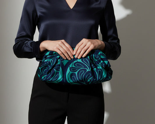 <B10V> COVENT GAEDEN GREEN CLUTCH BAG