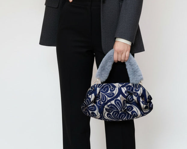 <B10CG> COVENT GAEDEN GRAY CLUTCH BAG