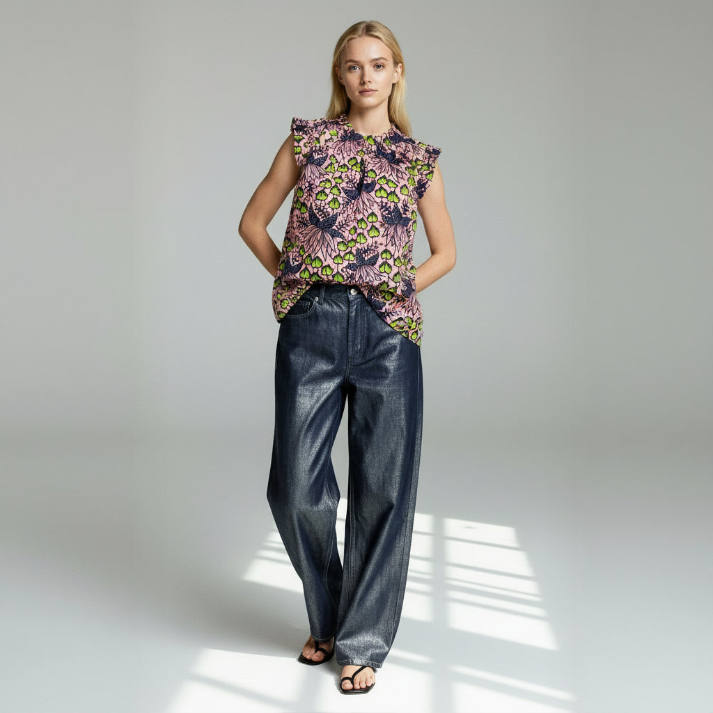 <T41J-001>  African Print Ruffle Top  Elegant Ruffles That Brighten Your Look in a Relaxed M-L Size