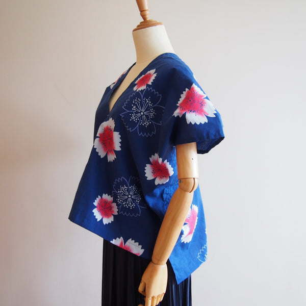 <RS17T08-011> OKINAWA Top -Blue