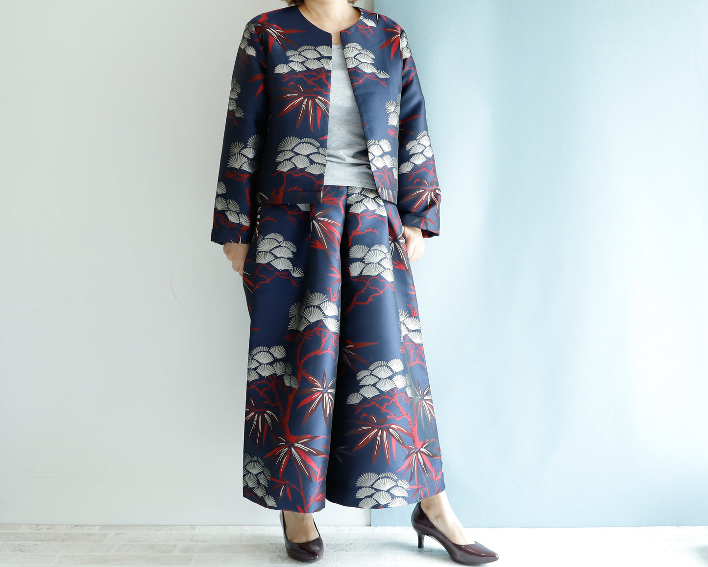 <J15BR>  CREW NECK Jacket -KABUKI