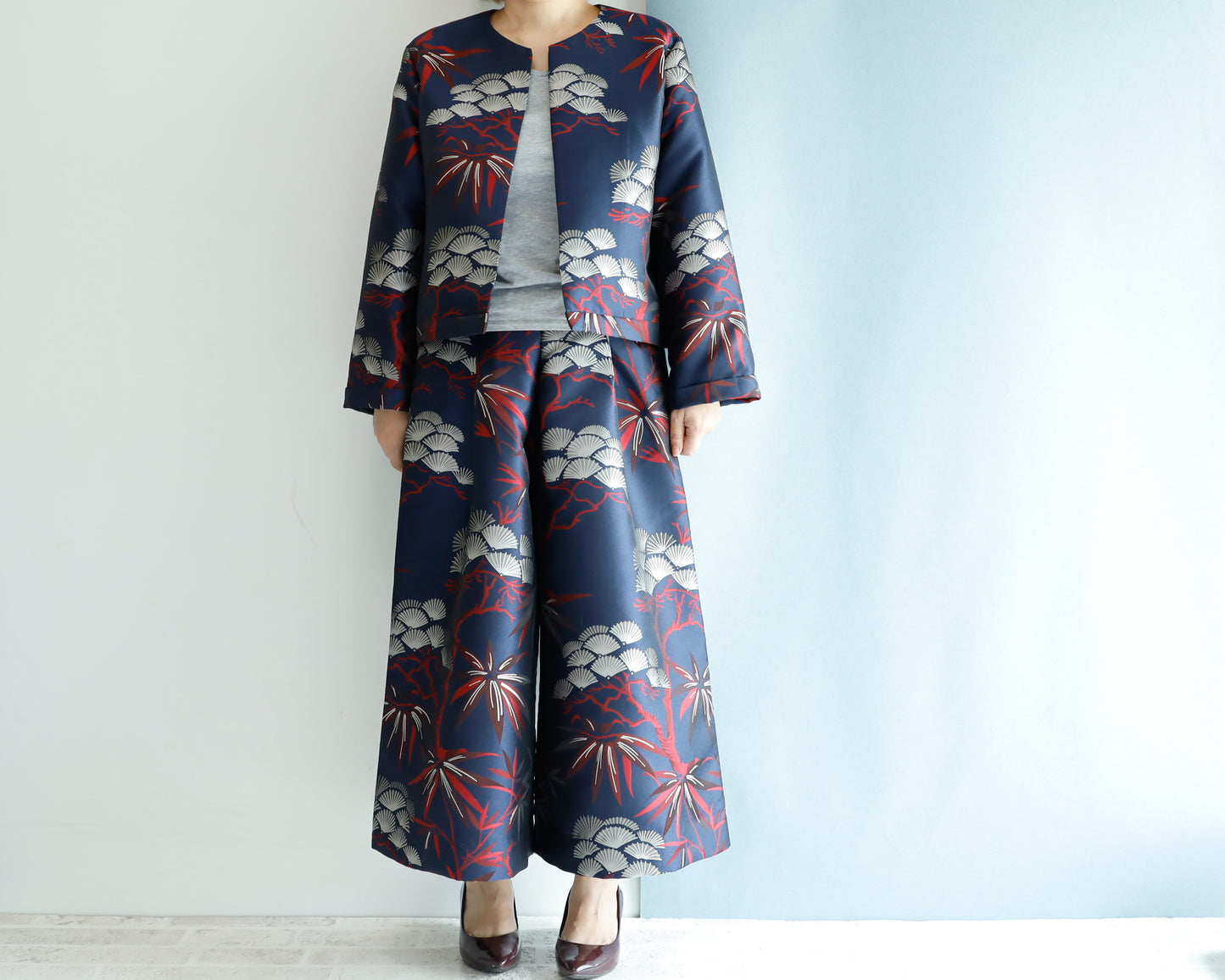 <J15BR>  CREW NECK Jacket -KABUKI