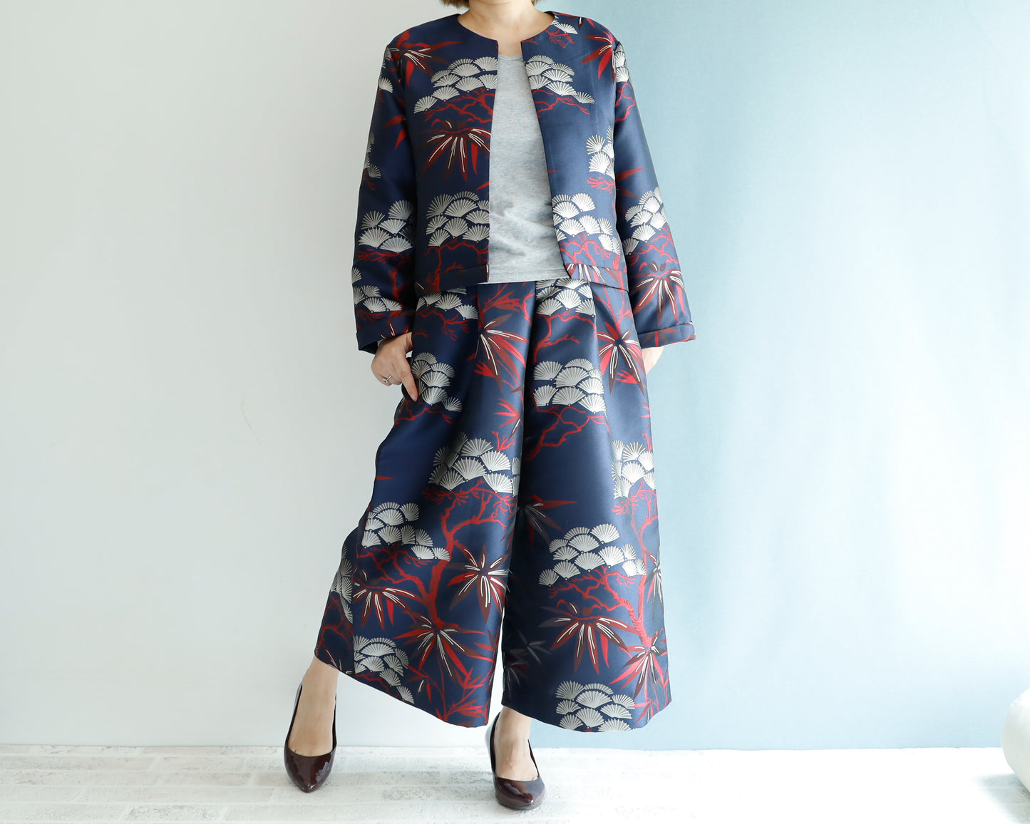 <J15BR>  CREW NECK Jacket -KABUKI