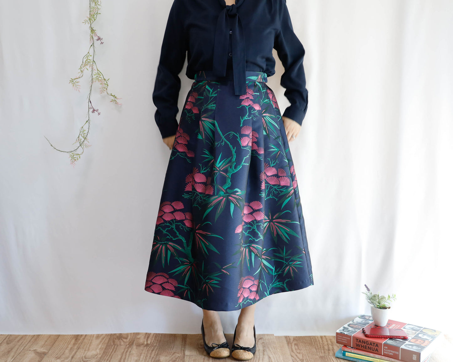 KABUKI WOVEN Skirt  -Length 80cm