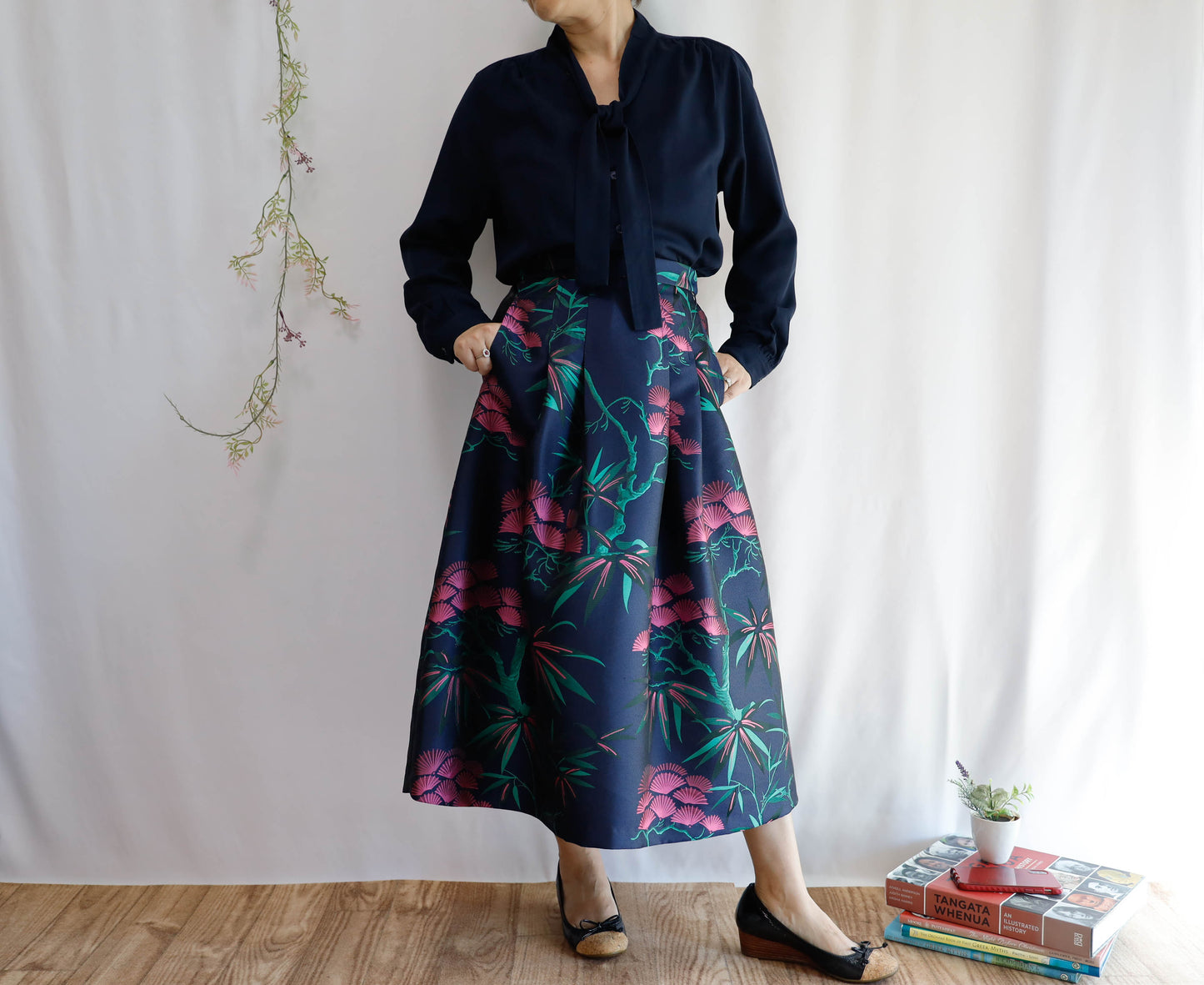 KABUKI WOVEN Skirt  -Length 80cm