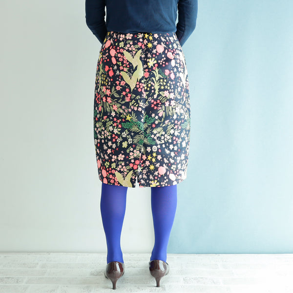 <RS19S30A> CRAZY WOVEN TEXTILE  tight skirt