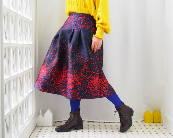 <S17H70-RS18> SCARLET DOTS WOVEN Skirt