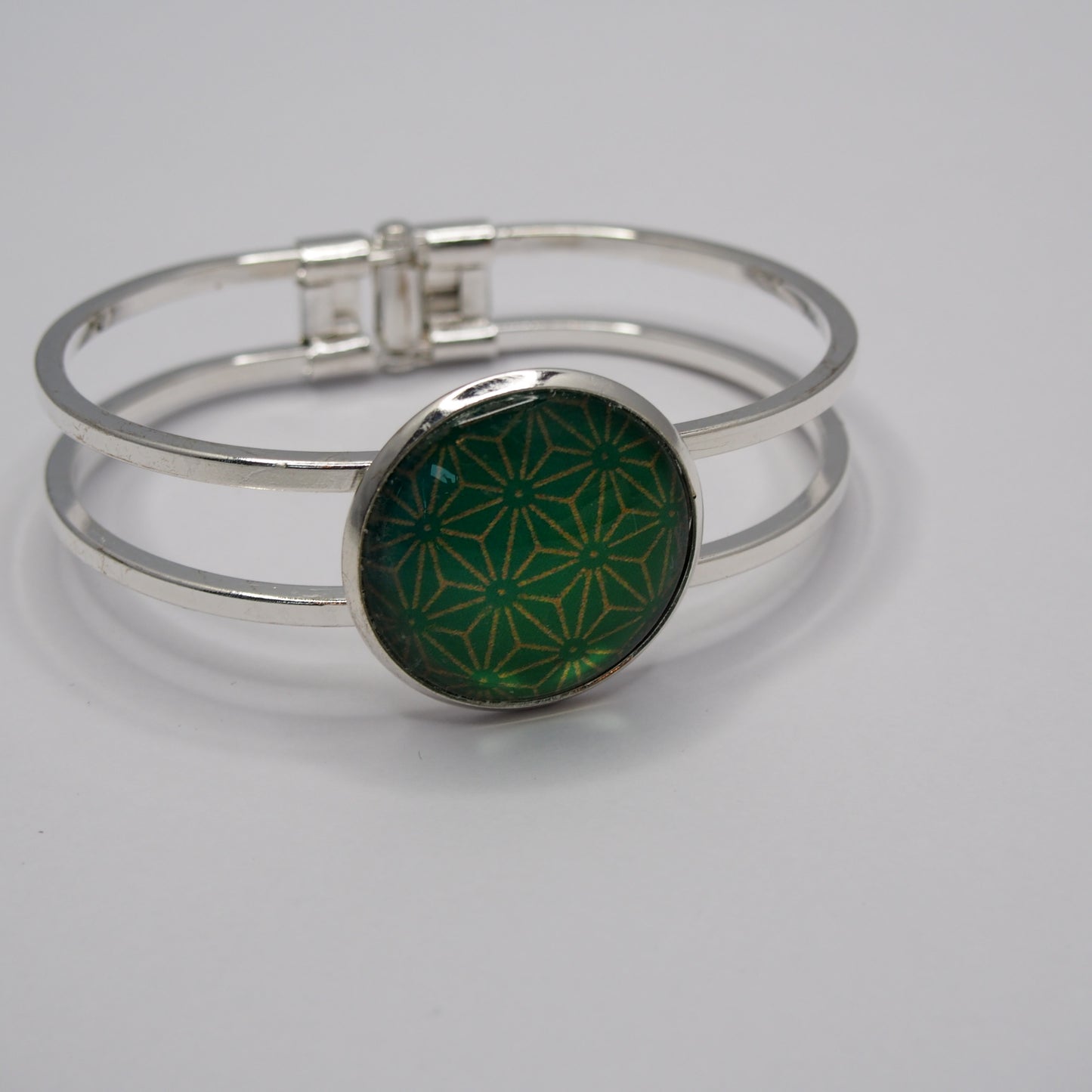 FV17A18-011> BRACELET