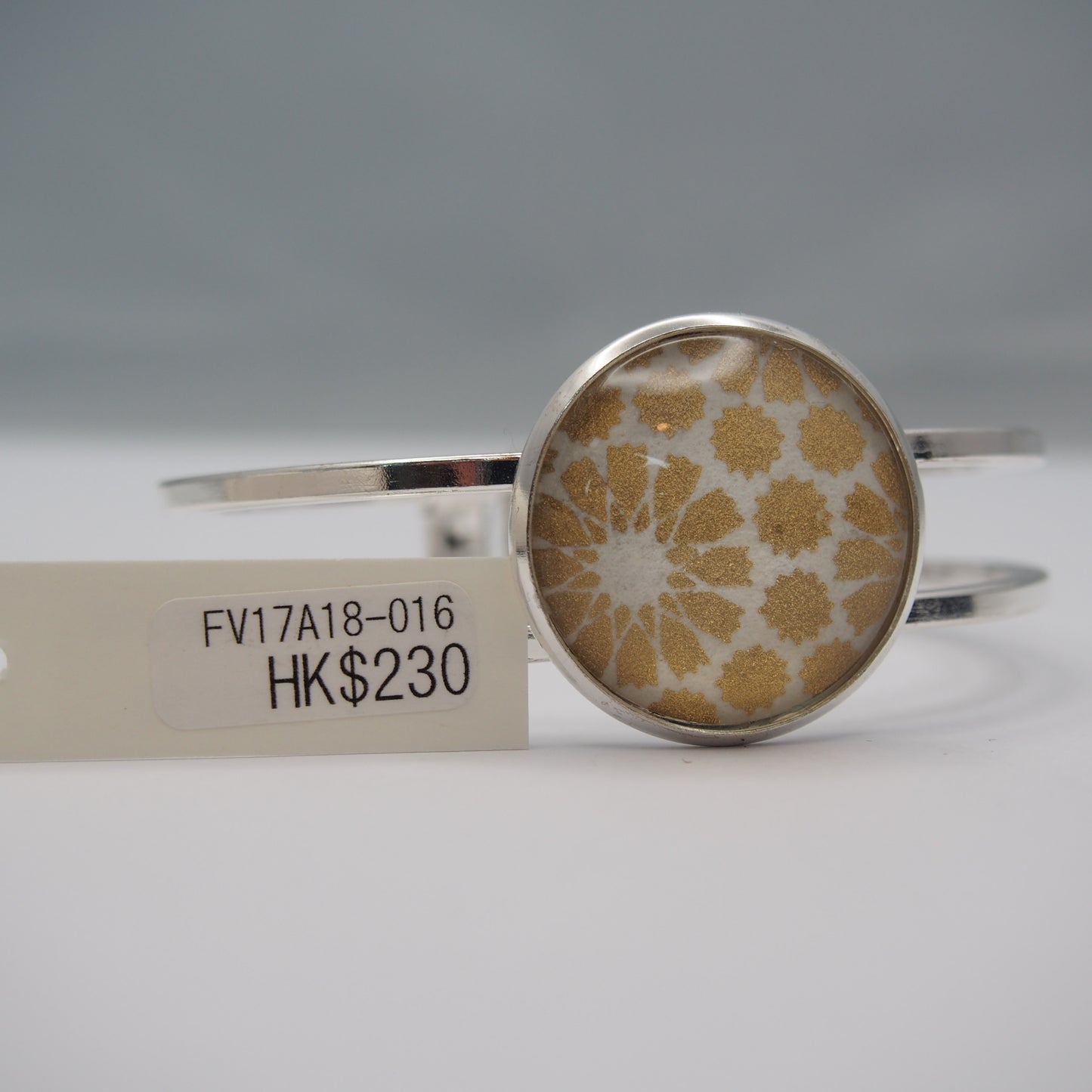 FV17A18-016> BRACELET