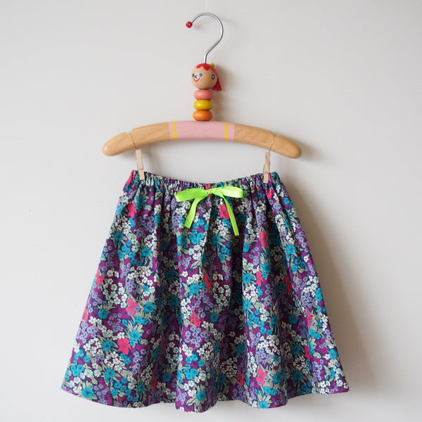 FV14B01>  GIRL'S Skirt -MADELINE