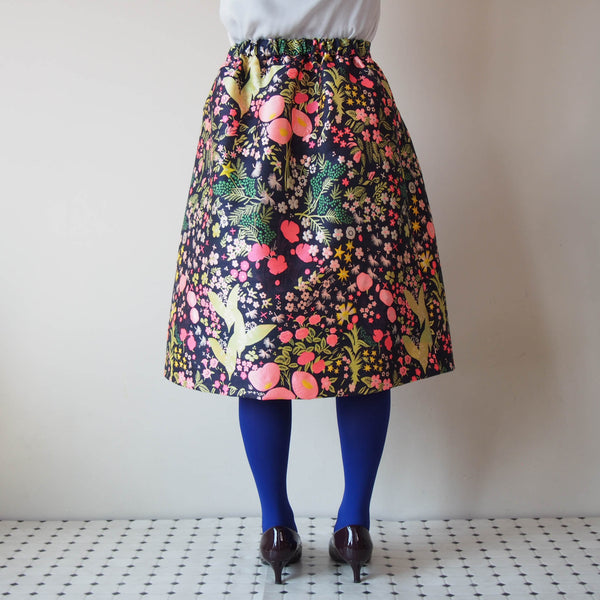 <RS18S18-003> CRAZY PRINT Mini Skirt