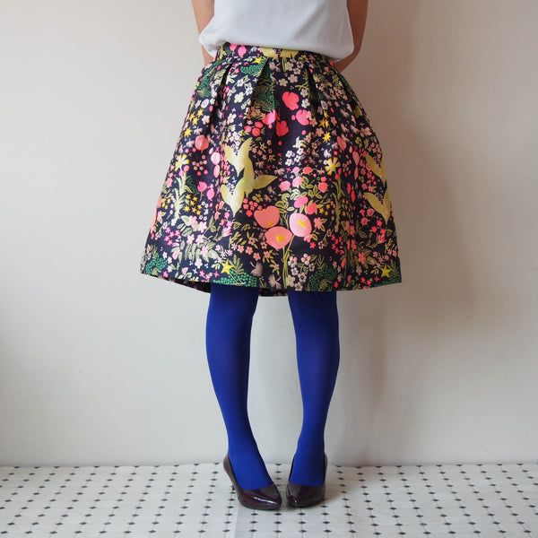 <RS18S18-002> CRAZY PRINT Mini Skirt