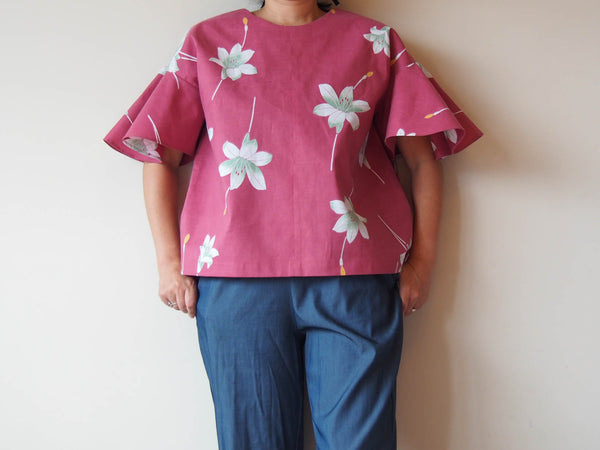 <RS18T12-006> OKINAWA Top Bell shaped Sleeves