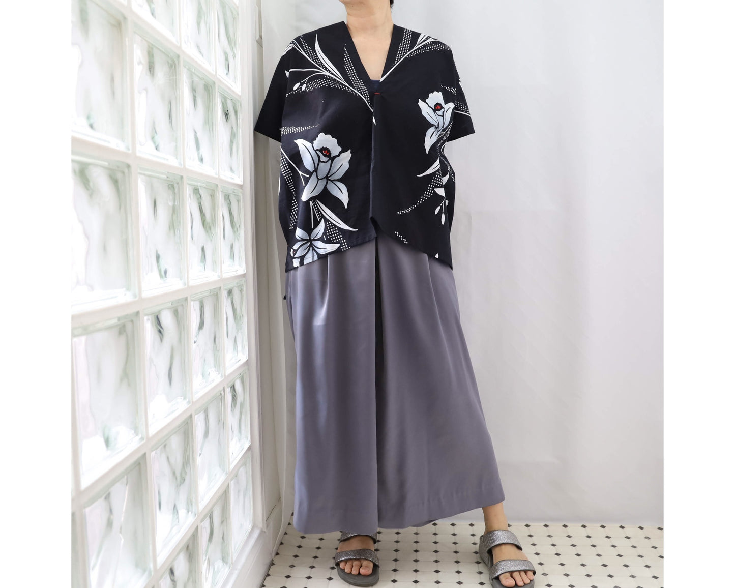 <P09G> SATIN GAUCHO GRAY